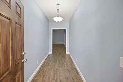 8393 New Orleans Court, Navarre, FL 32566 - Photo 4