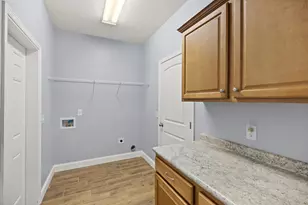 8393 New Orleans Ct, Navarre, FL 32566 - Photo 34