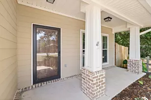 8393 New Orleans Ct, Navarre, FL 32566 - Photo 2