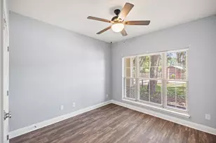 8393 New Orleans Ct, Navarre, FL 32566 - Photo 6