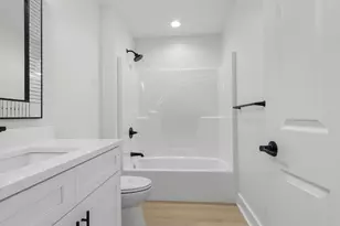 84 W Oleander Ave W, Defuniak Springs, FL 32433 - Photo 26