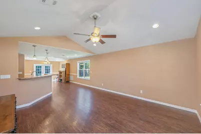 19 N Raphael Road N, Defuniak Springs, FL 32433 - Photo 6