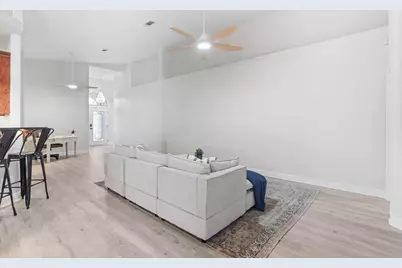 2071 Fountainview Drive, Navarre, FL 32566 - Photo 12