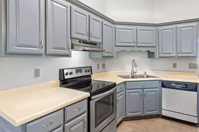 2621 Barefoot Creek Circle, Navarre, FL 32566 - Photo 2