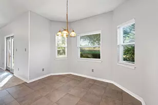 2621 Barefoot Creek Cir, Navarre, FL 32566 - Photo 14