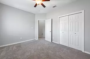 2621 Barefoot Creek Cir, Navarre, FL 32566 - Photo 34