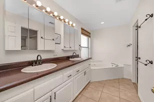 924 Shalimar Point Dr, Shalimar, FL 32579 - Photo 18