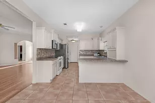 924 Shalimar Point Dr, Shalimar, FL 32579 - Photo 10