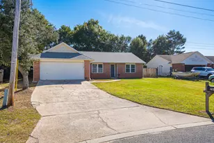 7933 Skyview Blvd, Navarre, FL 32566 - Photo 38