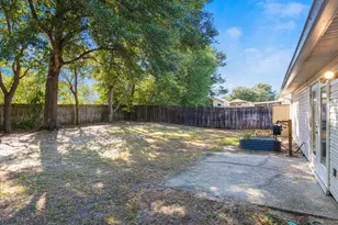 7933 Skyview Blvd, Navarre, FL 32566 - Photo 28