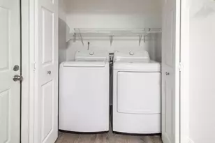 8240 Sevilla St, Navarre, FL 32566 - Photo 32