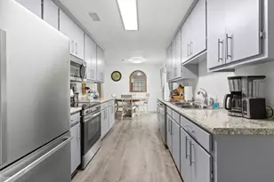 8240 Sevilla St, Navarre, FL 32566 - Photo 14