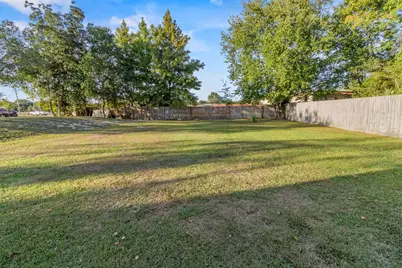 8240 Sevilla Street, Navarre, FL 32566 - Photo 26