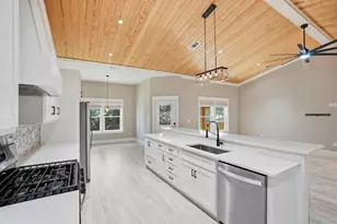 100 Hidden Lakes Trail, Defuniak Springs, FL 32433 - Photo 8