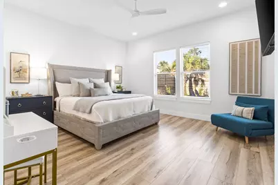 7028 Thomas Drive, Panama City Beach, FL 32408 - Photo 20