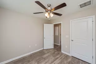 8095 3rd St, Laurel Hill, FL 32567 - Photo 12
