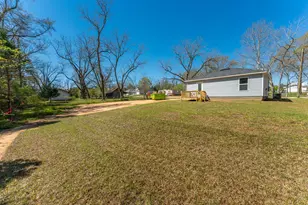 8095 3rd St, Laurel Hill, FL 32567 - Photo 28