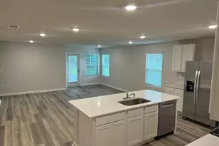537 Mary Lou Way, Crestview, FL 32539 - Photo 6