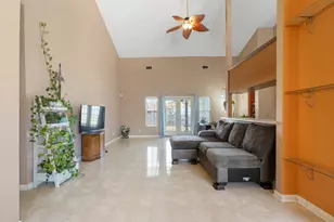 46 Brenda Ln, Mary Esther, FL 32569 - Photo 2