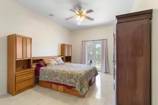 46 Brenda Ln, Mary Esther, FL 32569 - Photo 10