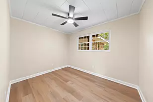 123 SW Robinwood Dr SW, Fort Walton Beach, FL 32548 - Photo 16