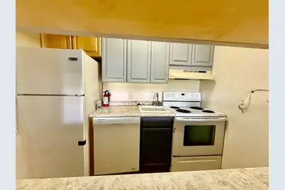 210 Pelham Road #111C, Fort Walton Beach, FL 32547 - Photo 6