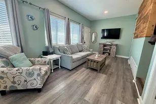 364 Bluefish Dr, Fort Walton Beach, FL 32548 - Photo 2