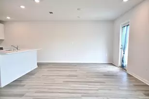 429 Scarborough St, Crestview, FL 32539 - Photo 18