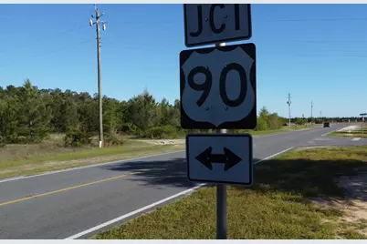 4267 Harielson Road, Crestview, FL 32539 - Photo 8