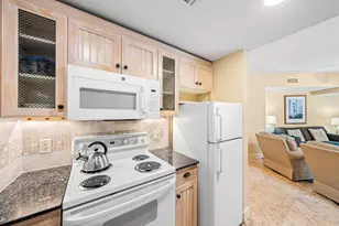 9100 Baytowne Wharf Blvd Unit, Sandestin, FL 32550 - Photo 16