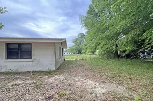 62 Bayview Dr, Laurel Hill, FL 32567 - Photo 14