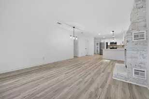 220 Edge Ave, Valparaiso, FL 32580 - Photo 6