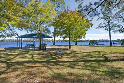 220 Edge Avenue, Valparaiso, FL 32580 - Photo 60