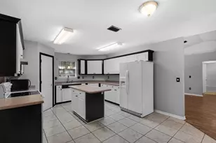 1218 Ego Dr, Crestview, FL 32536 - Photo 10