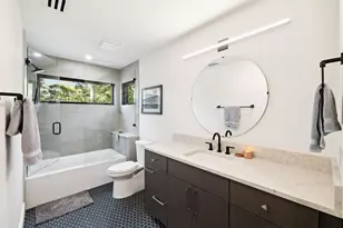 1435 Bayshore Dr, Niceville, FL 32578 - Photo 36