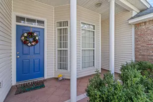 949 Claeven Cir, Fort Walton Beach, FL 32547 - Photo 4