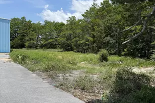 627 NW Anchors Street NW, Fort Walton Beach, FL 32548 - Photo 22