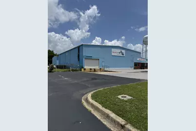 627 NW Anchors Street NW, Fort Walton Beach, FL 32548 - Photo 2