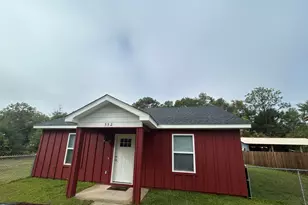 552 Kings Lake Blvd, Defuniak Springs, FL 32433 - Photo 1