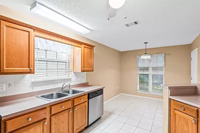 912 Claeven Circle, Fort Walton Beach, FL 32547 - Photo 16