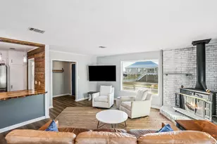 1360 La Paz Street St, Pensacola, FL 32506 - Photo 12