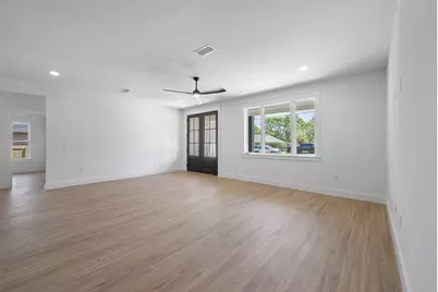 7713 Sandstone Street, Navarre, FL 32566 - Photo 12