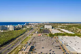 10501 Emerald Coast Pkwy, Destin, FL 32541 - Photo 44