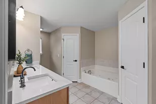 5284 Woodlake Trce, Gulf Breeze, FL 32563 - Photo 34