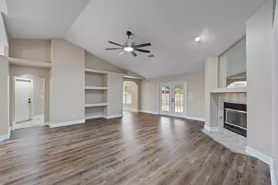 5284 Woodlake Trace, Gulf Breeze, FL 32563 - Photo 6