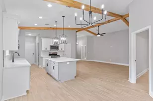 1427 Madelyn Wds Dr, Pensacola, FL 32506 - Photo 24