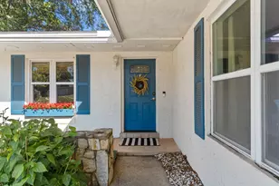 145 W Terry Circle W, Mary Esther, FL 32569 - Photo 4