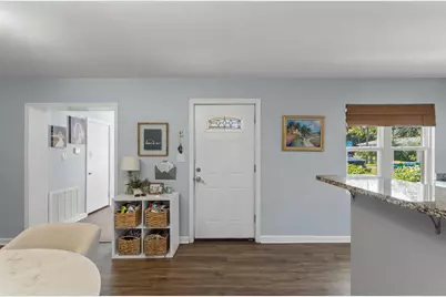 145 W Terry Circle W, Mary Esther, FL 32569 - Photo 4