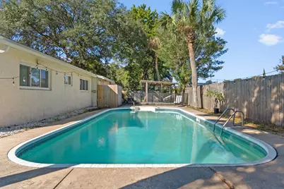 145 W Terry Circle W, Mary Esther, FL 32569 - Photo 30