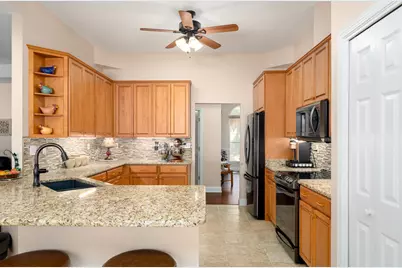 2002 Kildare Circle, Niceville, FL 32578 - Photo 8